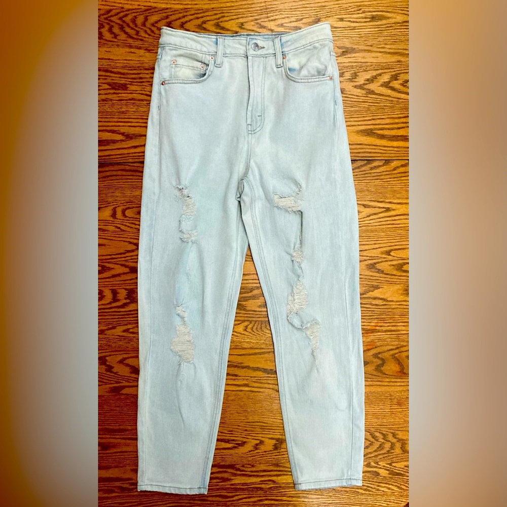 💋WILD FABLE💋DISTRESSED HIGHEST-RISE MOM JEANS sz 4 lt bluwash cttn/spandex-EUC